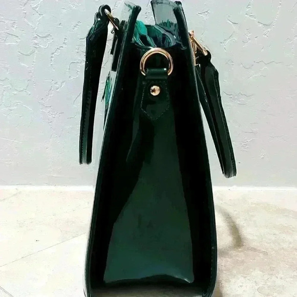 Ferris & Mor Green Faux Leather and Suede Purse - Picture 4 of 13